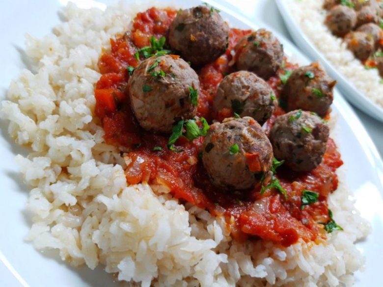 Brown Rice With Meatballs Recipe
